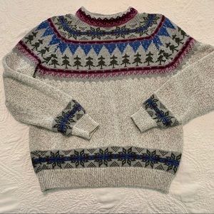 Vintage fair isle sweater, pine tree, snowflakes M